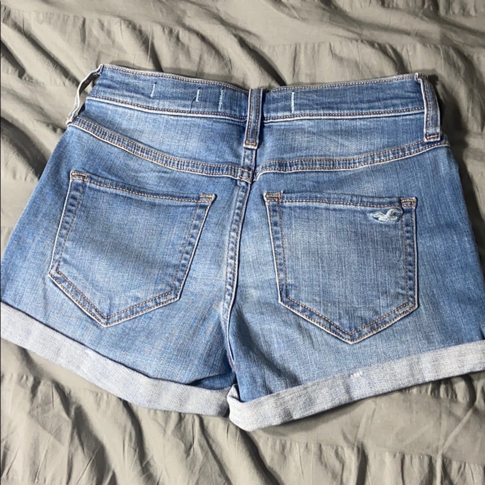 shorts - Picture 2 of 2